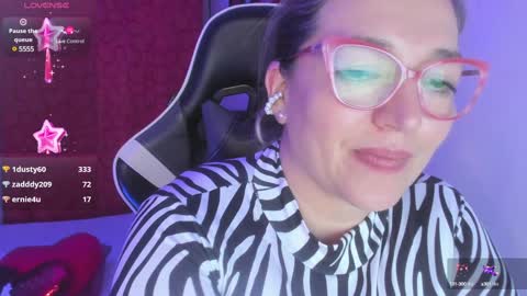 Snapshot of naty__mature_ chatting on January 2025 02:23:01 AM Nataly online show from January 2025 02:23:01 AM