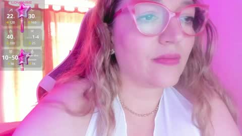 Snapshot of naty__mature_ chatting on February 2025 06:15:02 PM Nataly online show from February 2025 06:15:02 PM