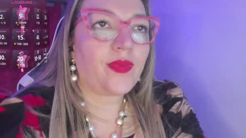 Snapshot of naty__mature_ chatting on February 2025 06:43:02 AM Nataly online show from February 2025 06:43:02 AM