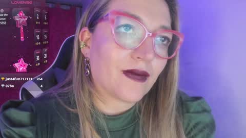 Snapshot of naty__mature_ chatting on February 2025 03:22:01 AM Nataly online show from February 2025 03:22:01 AM