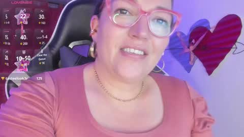 Snapshot of naty__mature_ chatting on February 2025 03:37:01 AM Nataly online show from February 2025 03:37:01 AM