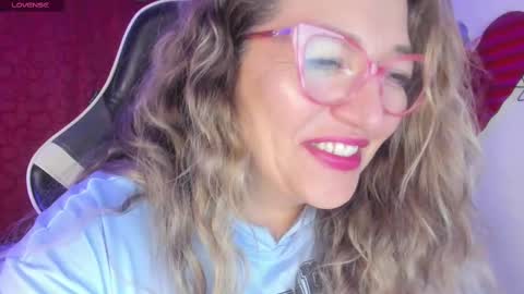 Snapshot of naty__mature_ chatting on February 2025 03:36:01 AM Nataly online show from February 2025 03:36:01 AM