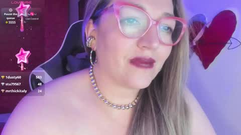 Snapshot of naty__mature_ chatting on February 2025 03:23:02 AM Nataly online show from February 2025 03:23:02 AM