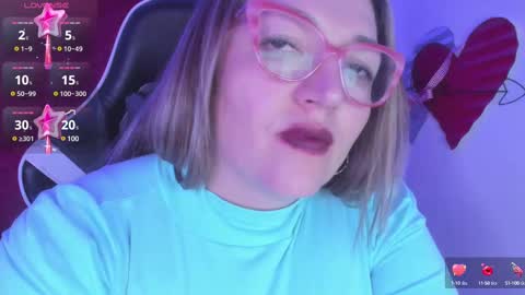 Snapshot of naty__mature_ chatting on February 2025 06:28:01 AM Nataly online show from February 2025 06:28:01 AM