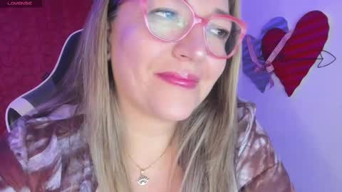 Snapshot of naty__mature_ chatting on March 2025 09:31:02 AM Nataly online show from March 2025 09:31:02 AM