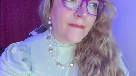 Snapshot of naty__mature_ chatting on September 2025 01:06:02 AM Nataly online show from September 2025 01:06:02 AM