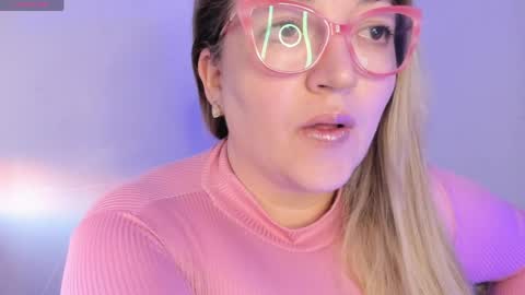 Nataly online show from April 2026 06:27:01 PM