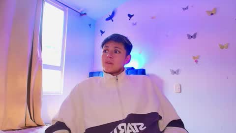 Fernanda online show from December 2025 02:04:02 PM