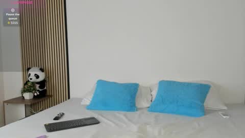 naty_model25 online show from December 2025 03:52:01 PM