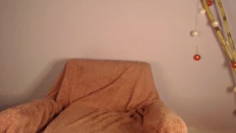Snapshot of naty_naturalgirl chatting on December 2024 10:34:02 PM Nataly online show from December 2024 10:34:02 PM