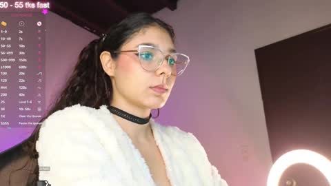 Naty Saenz online show from December 2024 12:45:02 PM