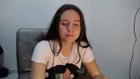 Snapshot of natyscoth chatting on October 2025 03:31:02 AM      online show from October 2025 03:31:02 AM