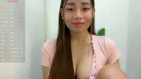 Snapshot of natzumiee_ chatting on May 2026 07:55:02 PM Shuvee Keiko Half Japanese Half Pinay online show from May 2026 07:55:02 PM