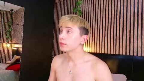 Christopher  Chris online show from March 2025 03:13:02 PM