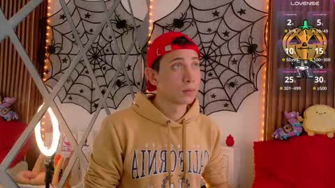 Christopher  Chris online show from October 2025 01:08:02 PM