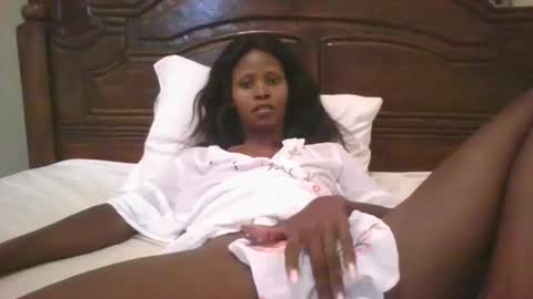 Snapshot of naughty_babe000 chatting on September 2025 11:26:01 AM alisha online show from September 2025 11:26:01 AM