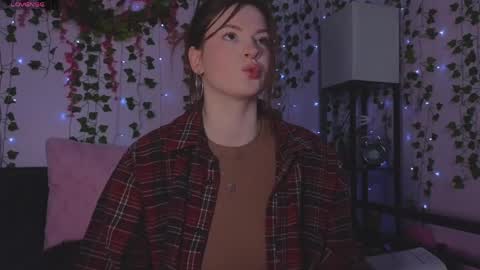 bella online show from April 2026 12:38:02 AM