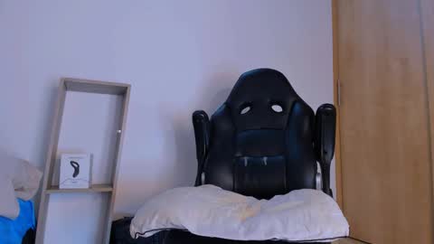 Miller online show from February 2025 04:04:01 PM