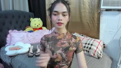 emma online show from October 2025 09:56:01 PM