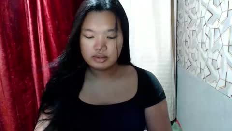 Snapshot of naughty_kate18 chatting on February 2026 12:05:02 PM KATE online show from February 2026 12:05:02 PM