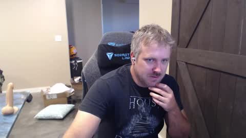 Snapshot of naughty_kinky1 chatting on October 2025 03:42:02 PM Naughty kinky1 online show from October 2025 03:42:02 PM