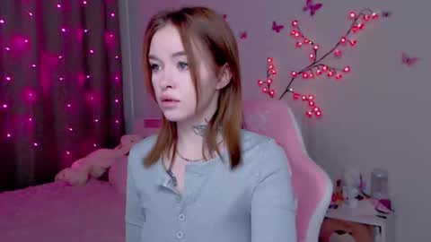 Snapshot of naughty_mablee chatting on September 2025 12:26:01 AM Mable online show from September 2025 12:26:01 AM