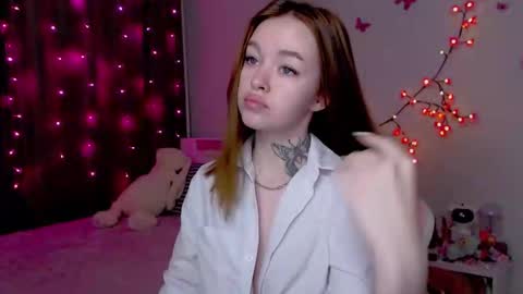 Snapshot of naughty_mablee chatting on October 2025 12:22:02 AM Mable online show from October 2025 12:22:02 AM