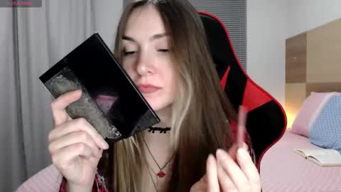 Ann online show from December 2025 03:24:02 AM