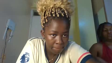 Lydiah online show from October 2025 10:44:01 PM