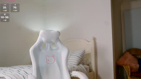 Snapshot of naughty_tilly chatting on December 2024 01:21:01 AM Tilly Mae online show from December 2024 01:21:01 AM