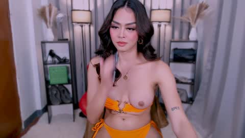 Snapshot of naughtyaurora69 chatting on January 2025 01:30:01 PM NaughtyAurora online show from January 2025 01:30:01 PM