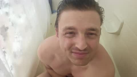 StrawberryThickcakes online show from September 2025 01:10:01 AM