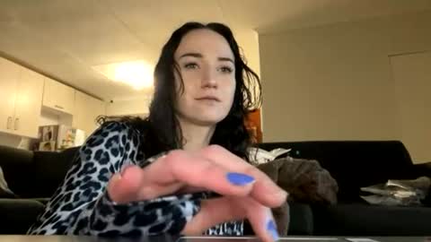 naughtycoupleweare online show from June 2026 05:45:01 AM