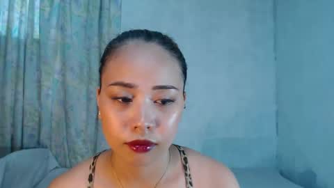 Snapshot of naughtyhotsexyjean chatting on June 2026 05:12:01 AM miss jean online show from June 2026 05:12:01 AM