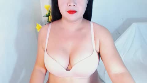 naughtyhotshirley online show from April 2026 08:48:01 AM