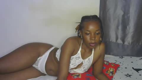 Snapshot of naughtyie chatting on November 2025 08:55:01 AM naughtyie online show from November 2025 08:55:01 AM