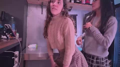 ANDREA STEPH  MIKE online show from March 2025 12:20:01 AM