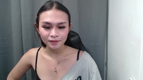 your girlfriend mira online show from December 2025 05:09:01 PM