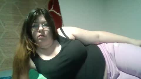 Snapshot of naughtynatalie1988x chatting on May 2026 06:31:02 AM Natalie online show from May 2026 06:31:02 AM