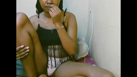 naughtyqueen online show from November 2025 01:22:01 AM