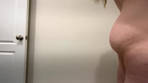 Snapshot of naughtyseraphine chatting on December 2025 04:43:01 AM NaughtySeraphine online show from December 2025 04:43:01 AM