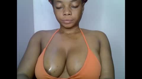 naughtyxcuntx online show from October 2025 06:06:02 AM