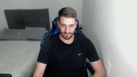 Nico online show from February 2025 08:20:02 PM