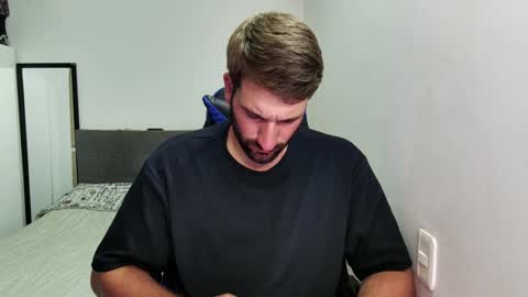 Nico online show from February 2026 08:35:01 PM