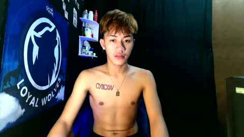 Snapshot of naugthyboyloy chatting on November 2025 02:25:01 AM Loy online show from November 2025 02:25:01 AM