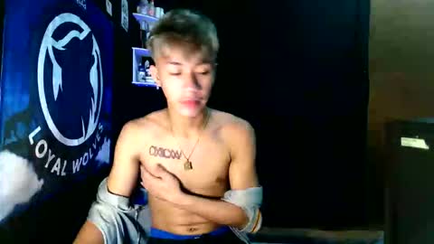 Snapshot of naugthyboyloy chatting on November 2025 08:36:02 AM Loy online show from November 2025 08:36:02 AM