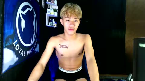 Snapshot of naugthyboyloy chatting on November 2025 09:09:02 AM Loy online show from November 2025 09:09:02 AM