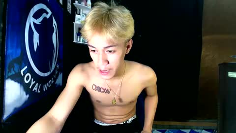 Snapshot of naugthyboyloy chatting on November 2025 07:25:02 PM Loy online show from November 2025 07:25:02 PM