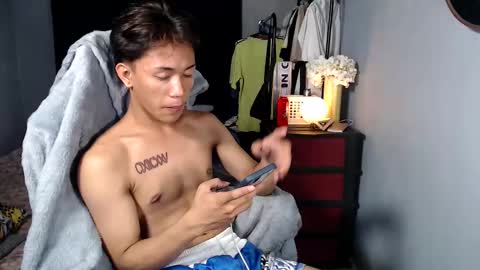 Snapshot of naugthyboyloy chatting on January 2026 05:49:02 PM Loy online show from January 2026 05:49:02 PM