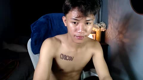 Snapshot of naugthyboyloy chatting on January 2026 07:19:02 PM Loy online show from January 2026 07:19:02 PM